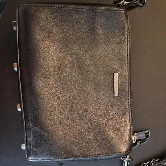 Mini 5 Zip Crossbody With Zipper Details - Picture 7 of 15
